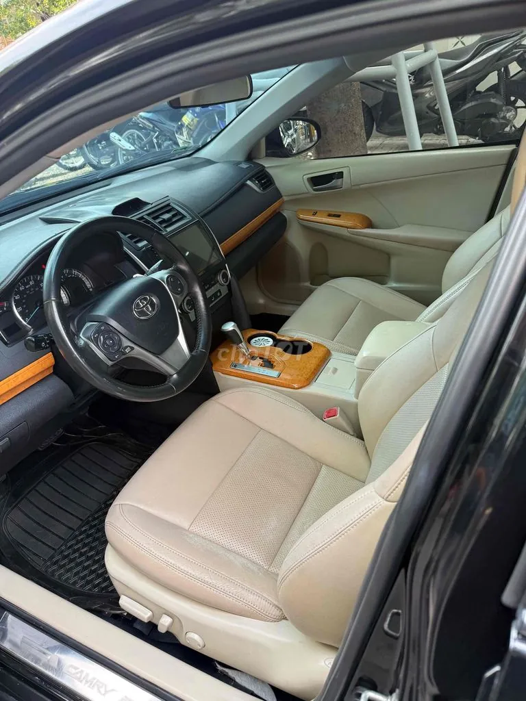 Toyota Camry 2012 photo 2
