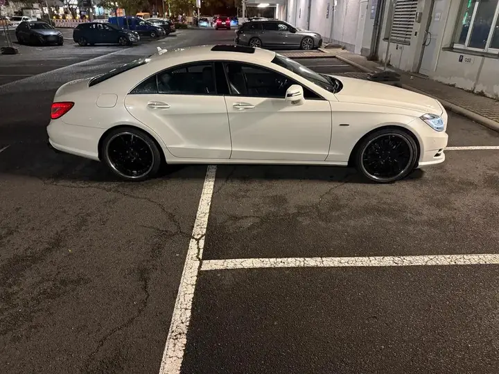 Mercedes-Benz Cls