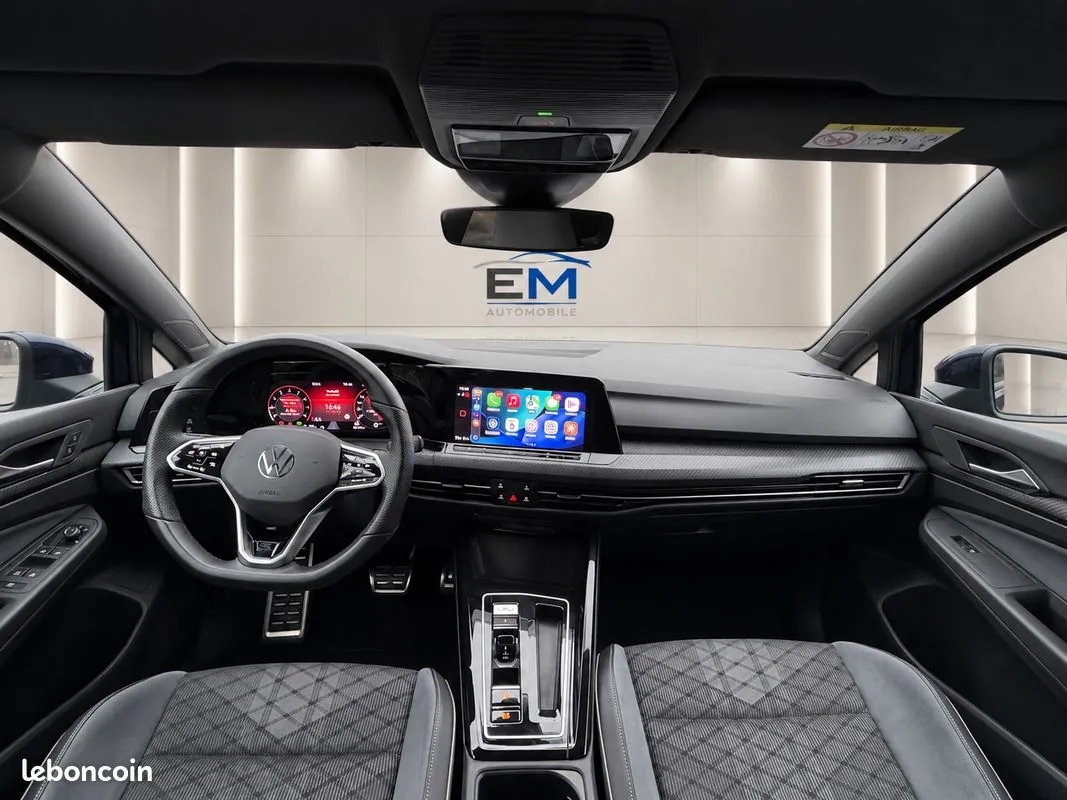 Volkswagen Golf 2023 photo 3
