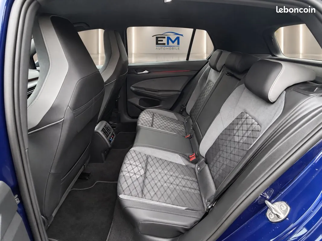 Volkswagen Golf 2023 photo 5