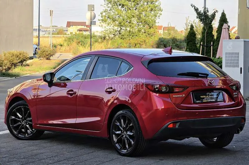 Mazda 3 2016 photo 3