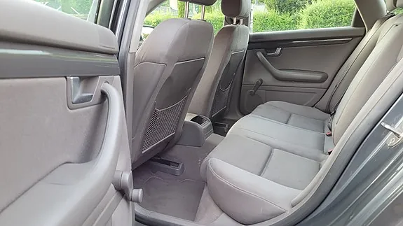 Audi A4 2001 photo 4