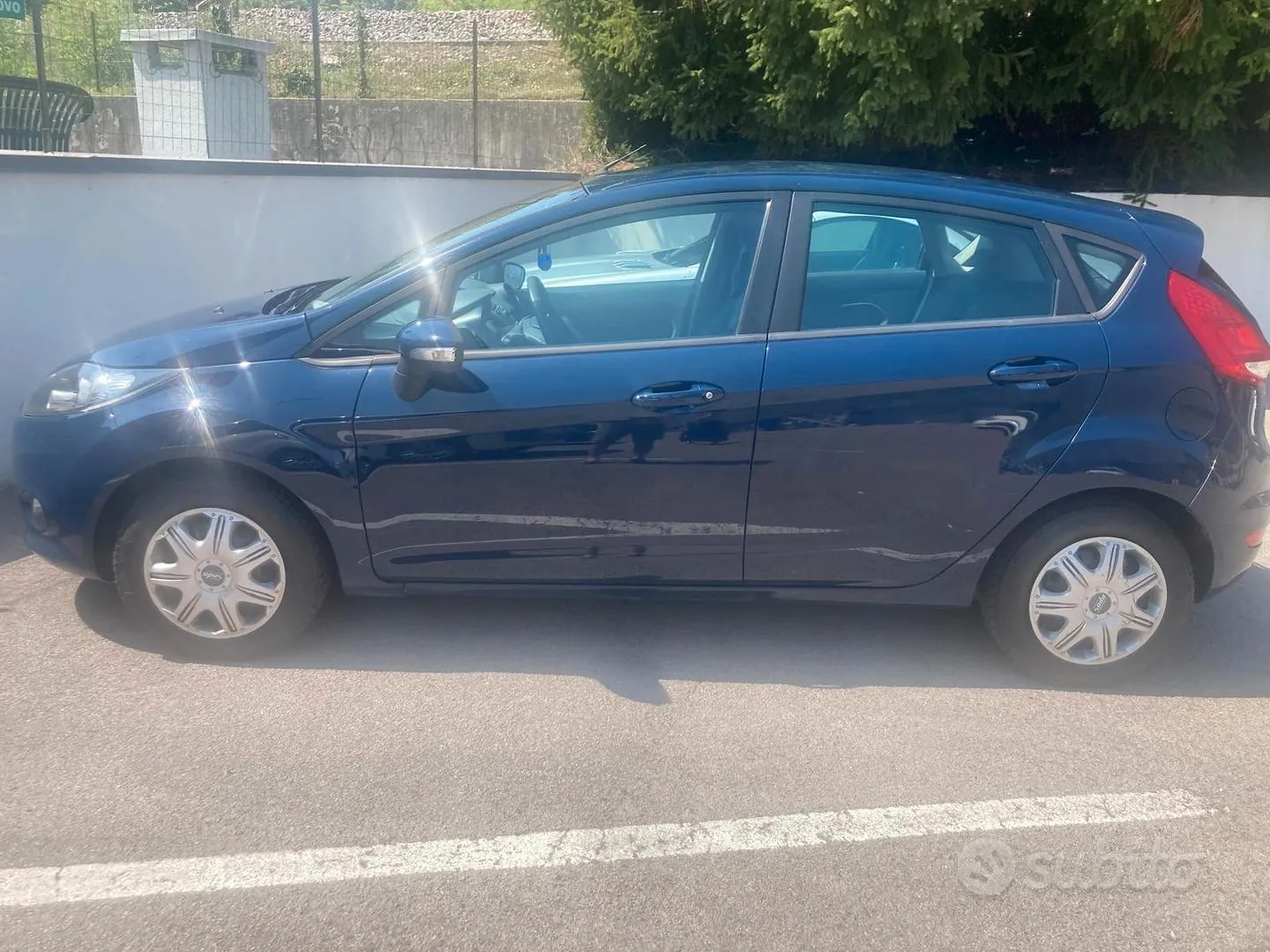 Ford Fiesta 2010 photo 4