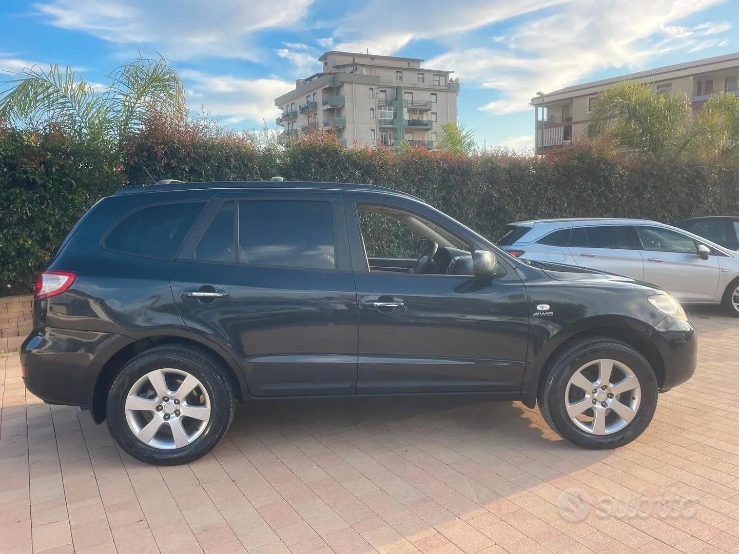 Hyundai Santa Fe 2009 photo 4