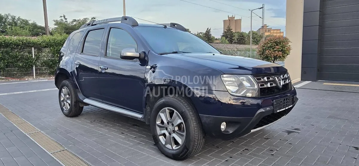 Dacia Duster 2015 photo 2