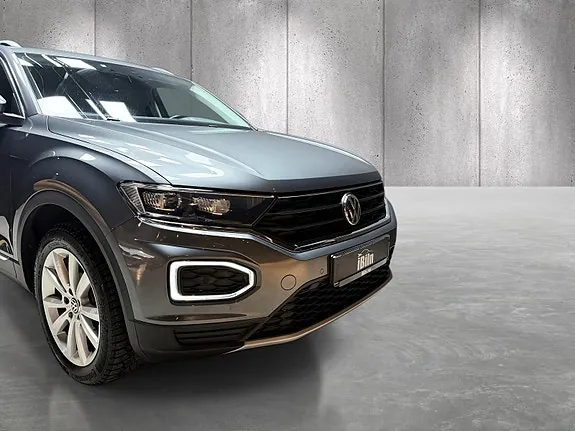 Volkswagen T-Roc 2020 photo 2