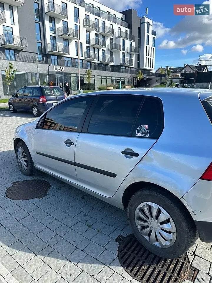 Volkswagen Golf 2004 photo 5