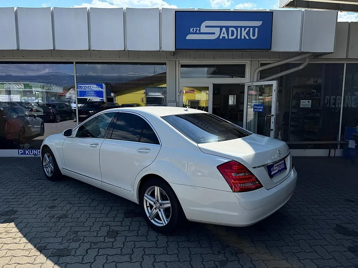 Mercedes-Benz S-Class 2008 photo 3