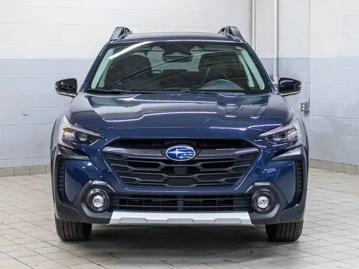 Subaru Outback 2024 photo 2