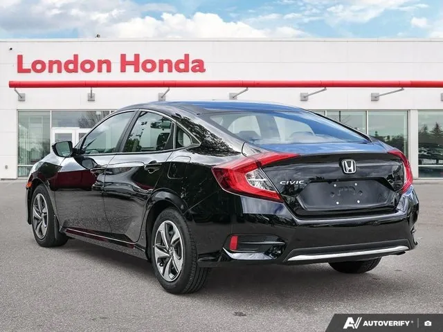 Honda Civic 2020 photo 2
