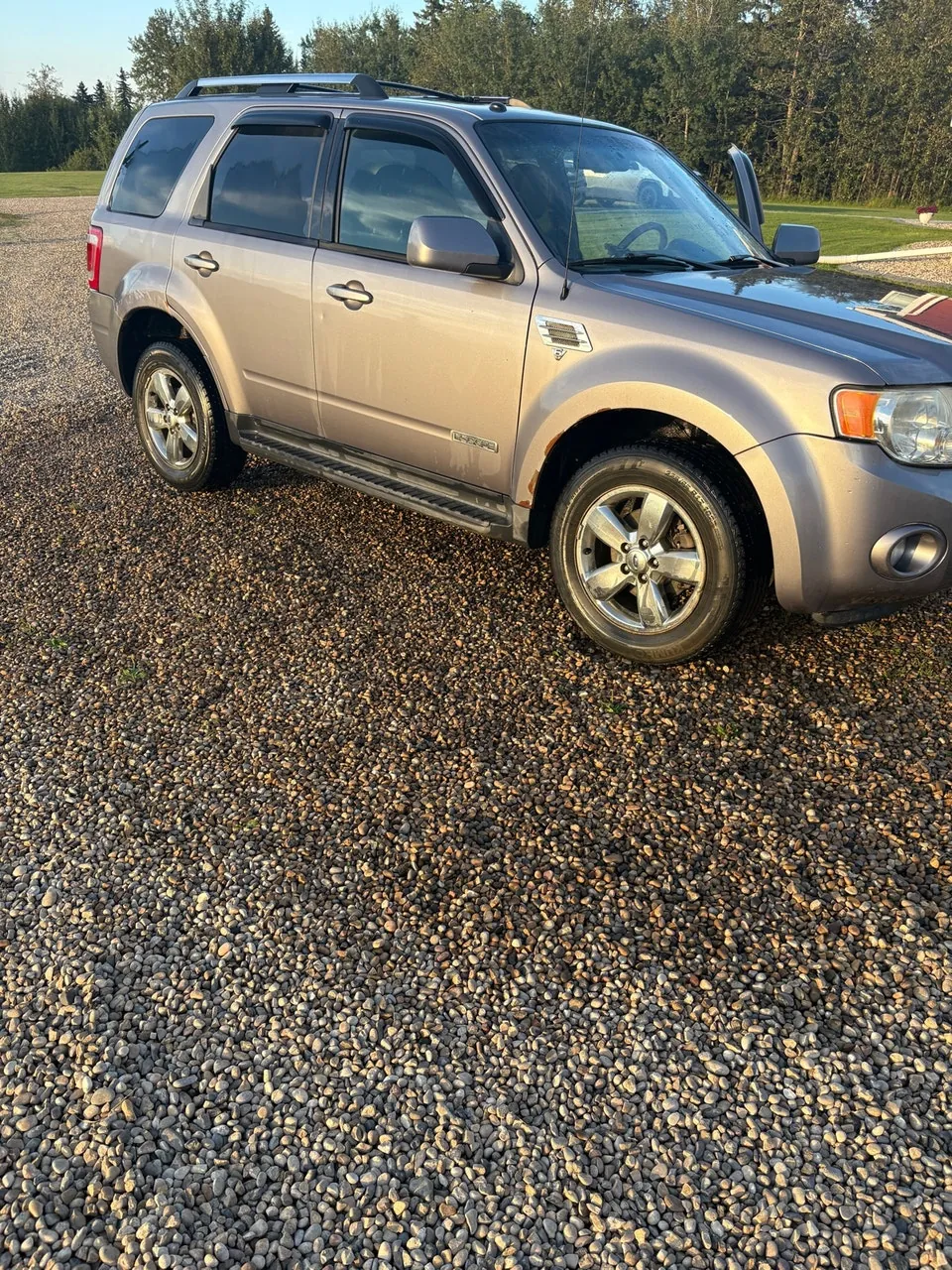 Ford Escape 2008 photo 2