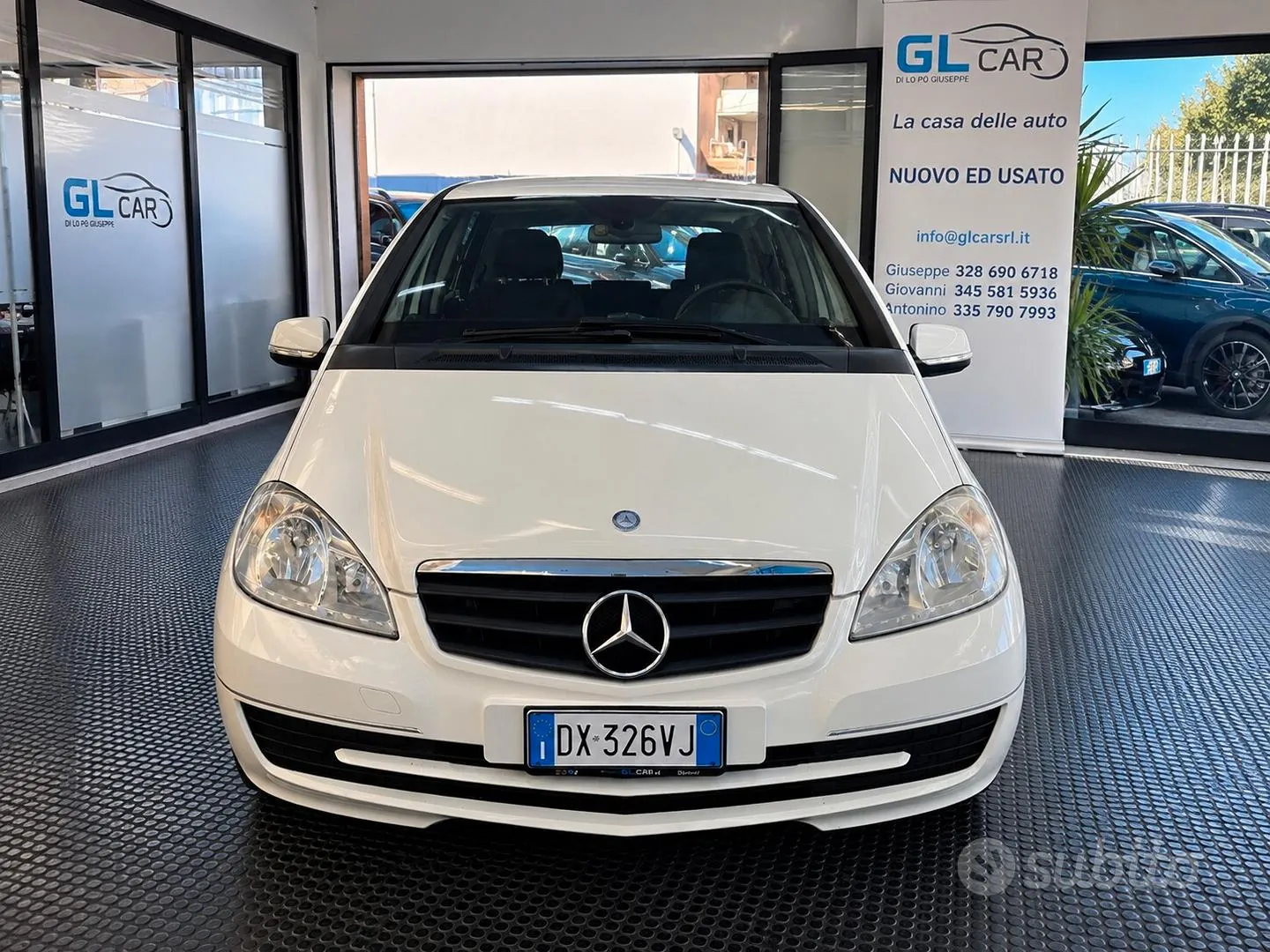 Mercedes-Benz A 160 2009 photo 2