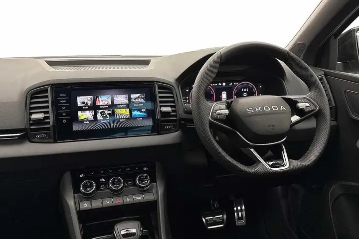 Skoda Karoq 2026 photo 2