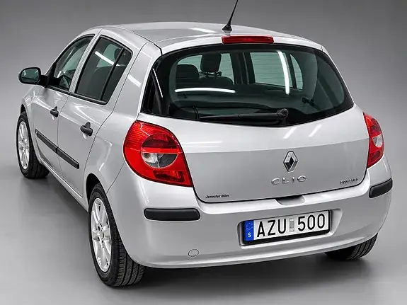 Renault Clio 2007 photo 2