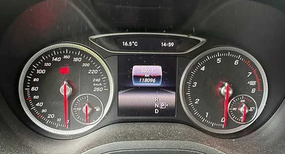 Mercedes-Benz B200 2017 photo 2