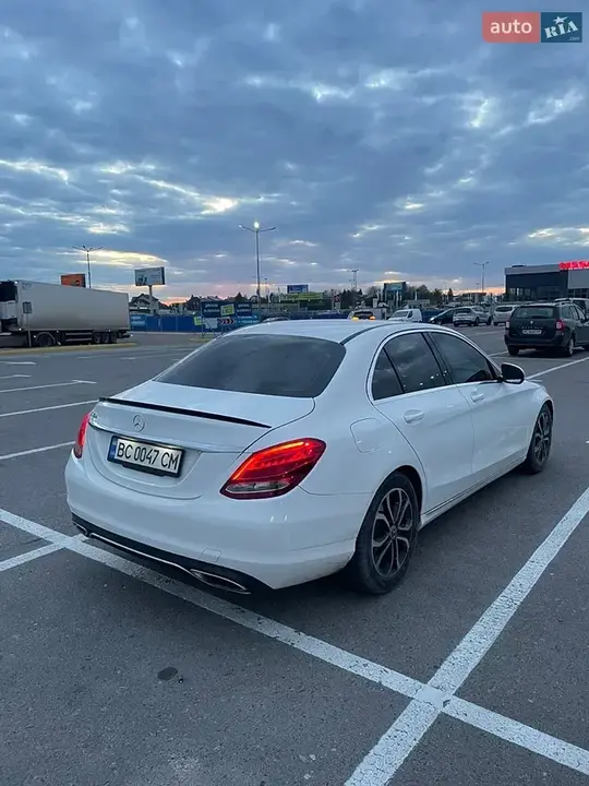 Mercedes-Benz C-Class 2017 photo 2
