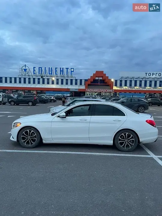 Mercedes-Benz C-Class 2017 photo 5
