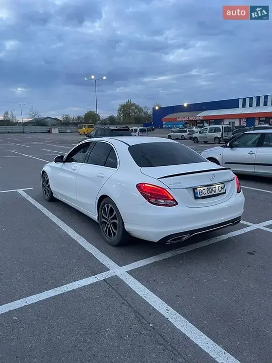 Mercedes-Benz C-Class 2017 photo 4