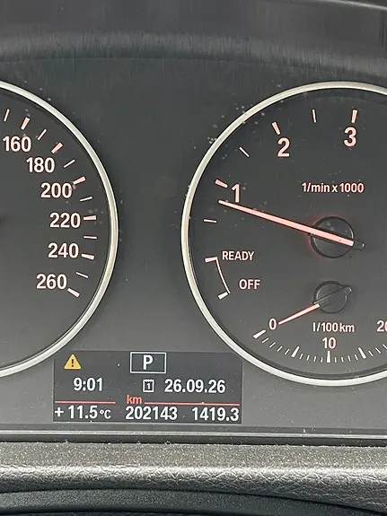 BMW 318D 2014 photo 4