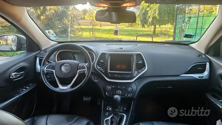 Jeep Cherokee 2014 photo 4