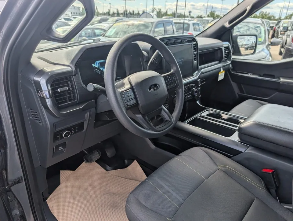 Ford F-150 2024 photo 2
