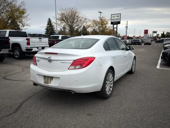 Buick Regal 2011 photo 5