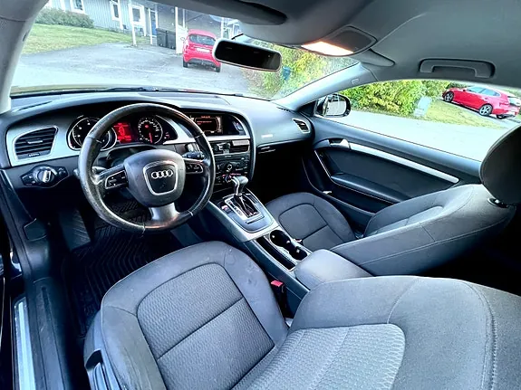 Audi A5 2009 photo 5