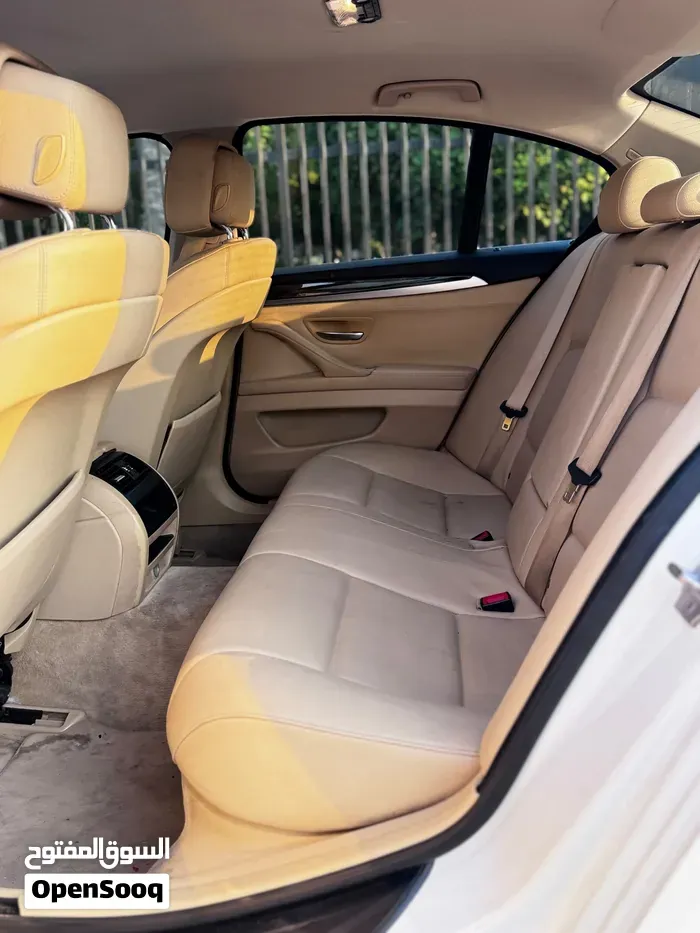 BMW 520 2013 photo 2