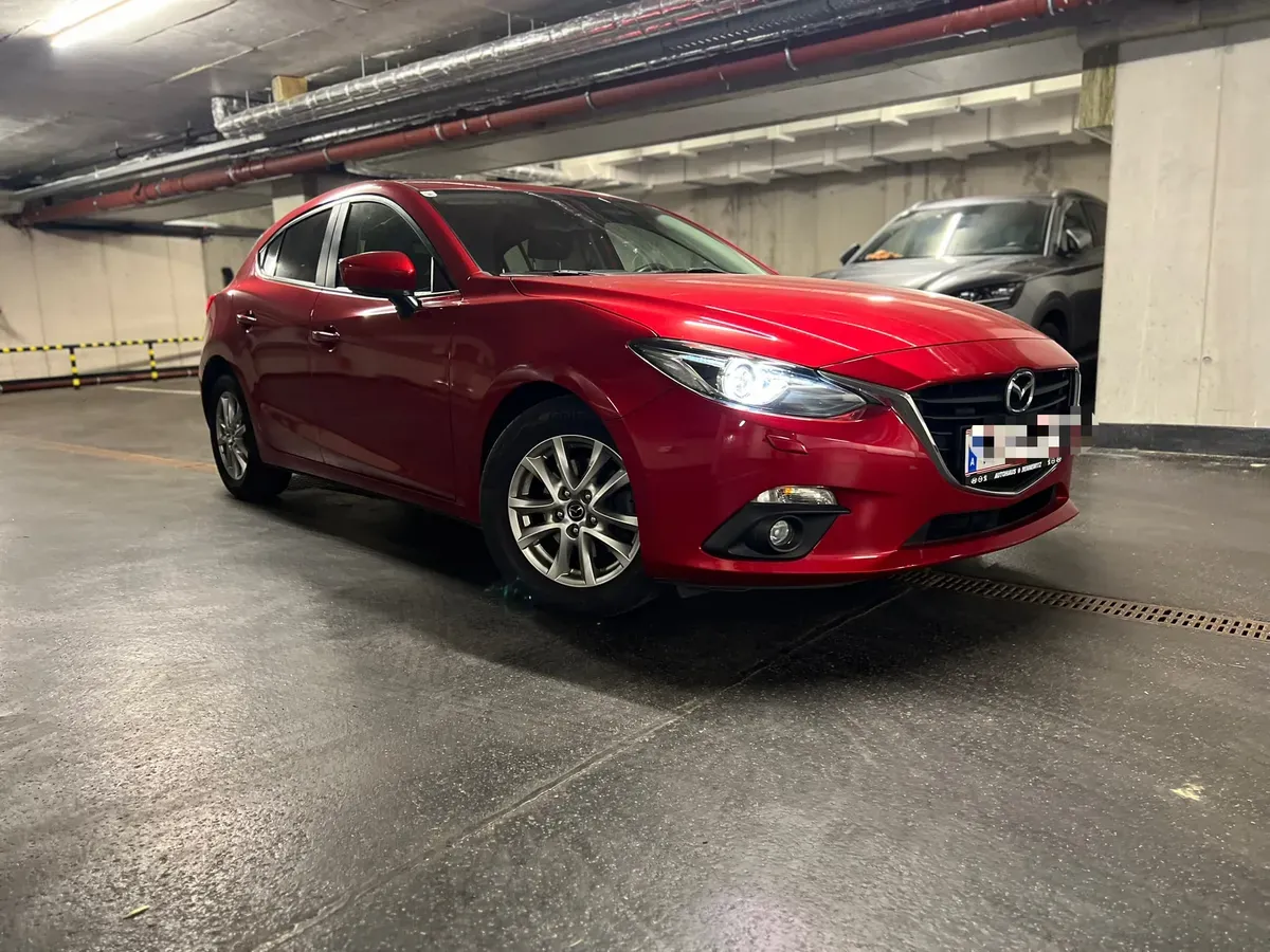Mazda Mazda3 2016 photo 2