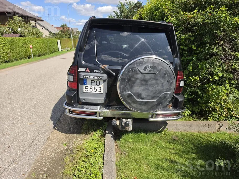 Mitsubishi Pajero 2000 photo 5
