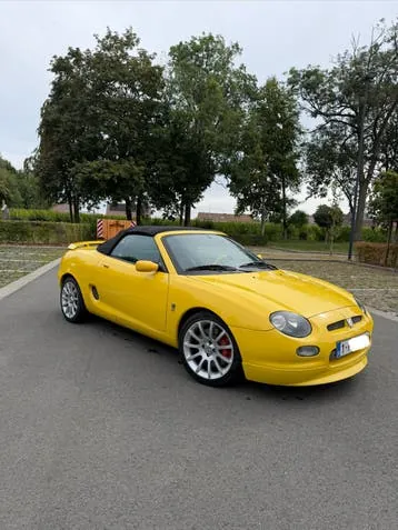 MG F