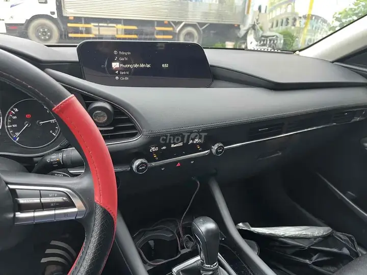 Mazda 3 2022 photo 2