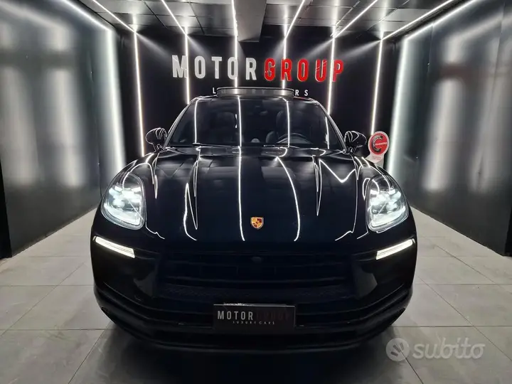 Porsche Macan 2023 photo 2