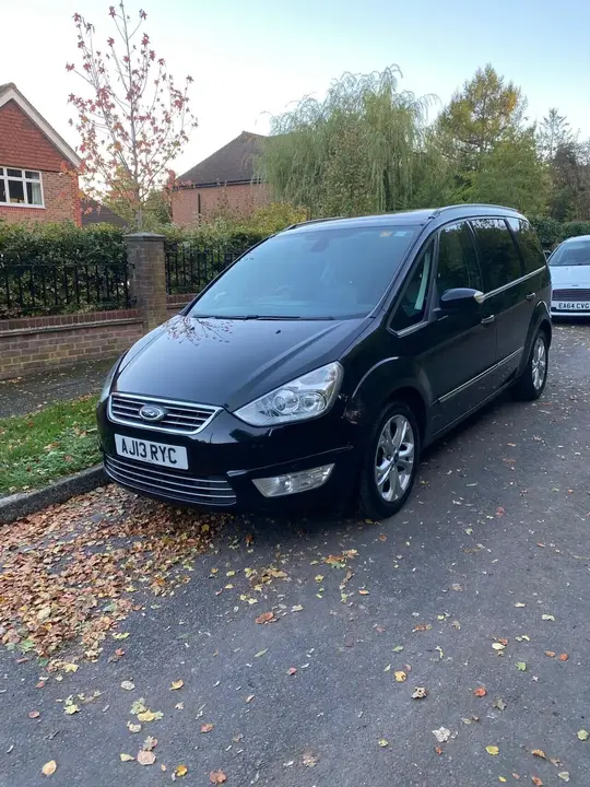 Ford Galaxy 2013 photo 2