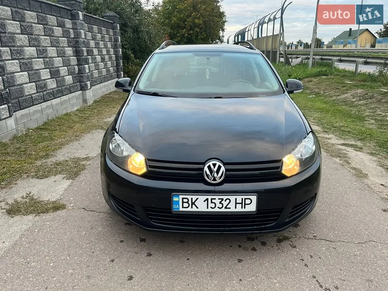 Volkswagen Golf 2011 photo 2