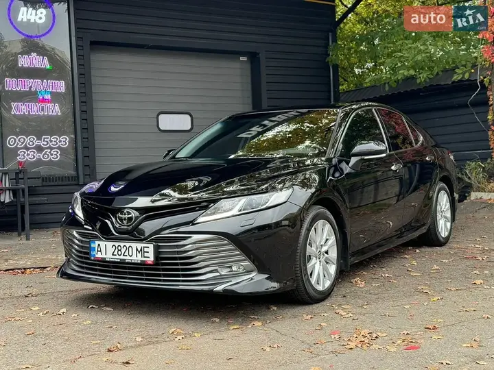Toyota Camry 2020 photo 2