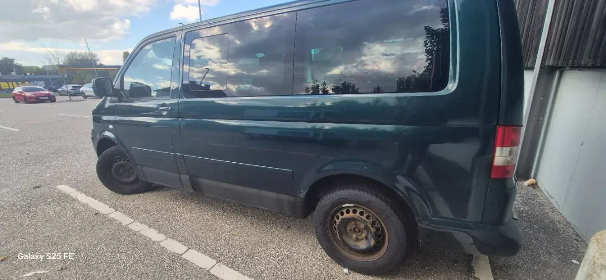 Volkswagen T5 2006 photo 3