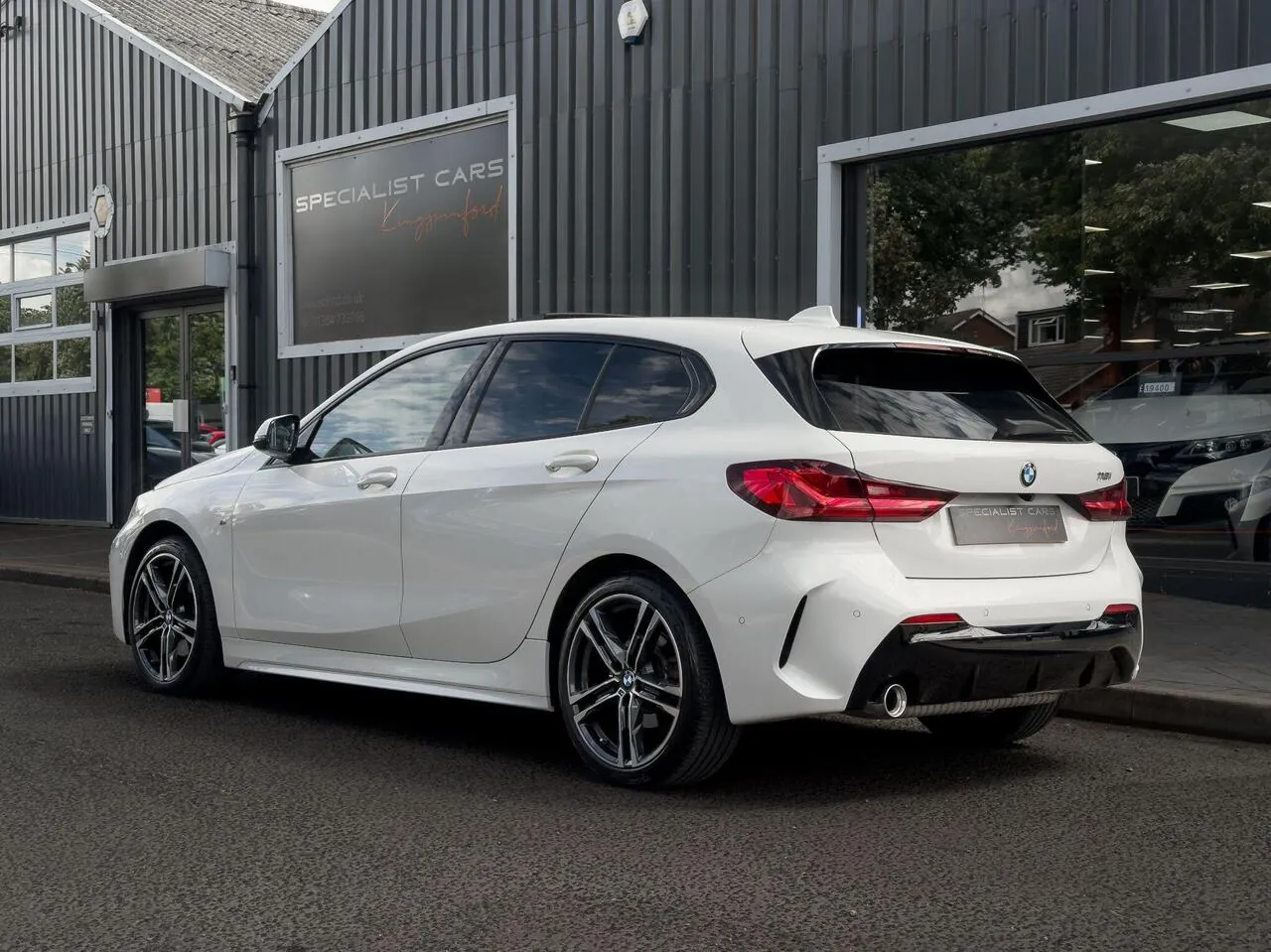 BMW 1 Series 2020 photo 2