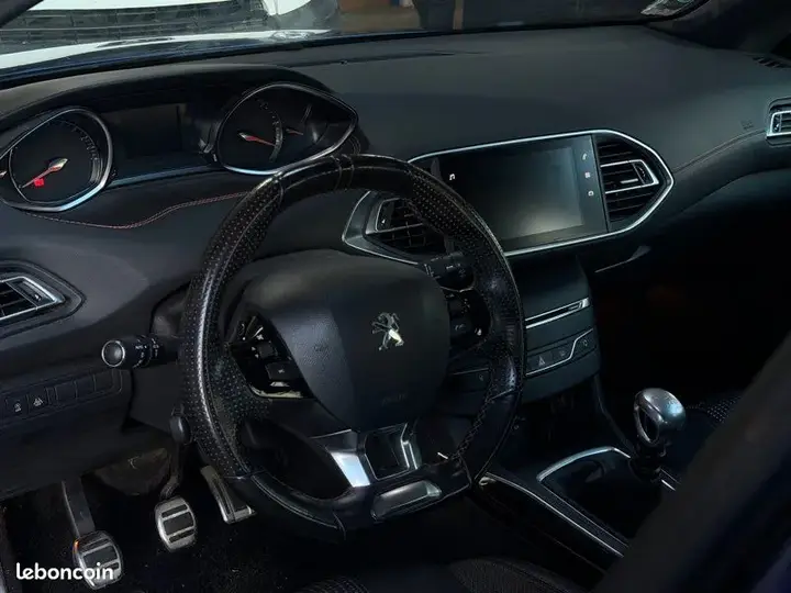Peugeot 308 2018 photo 5