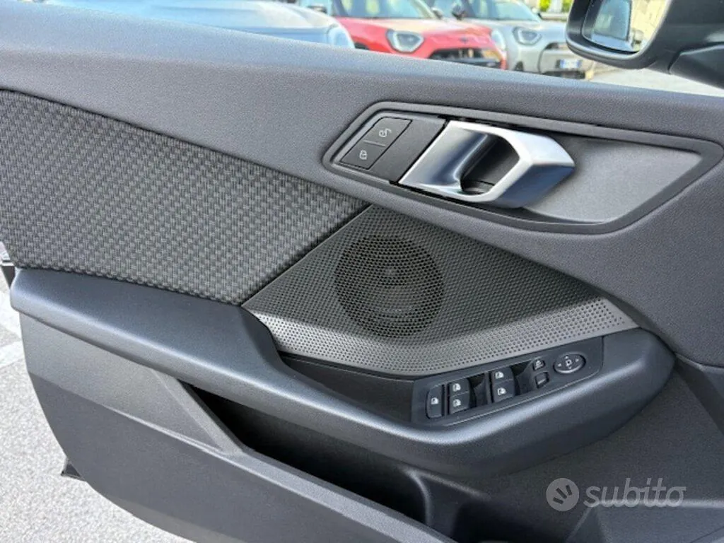 BMW 1 Series 2021 photo 5