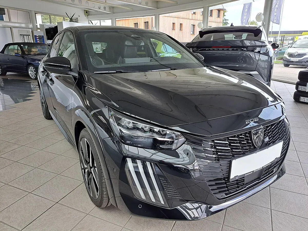 Peugeot E-208 2026 photo 3