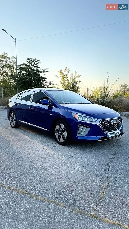 Hyundai Ioniq