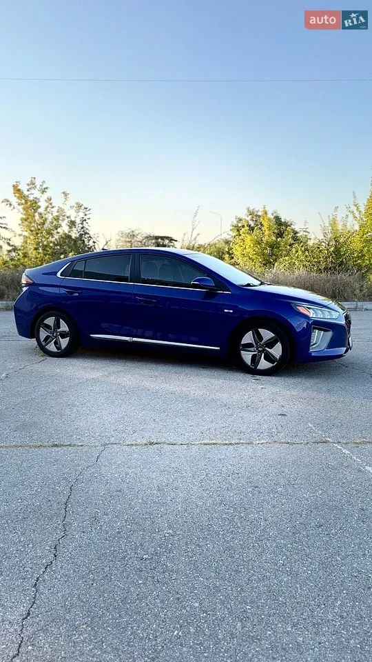 Hyundai Ioniq 2020 photo 3