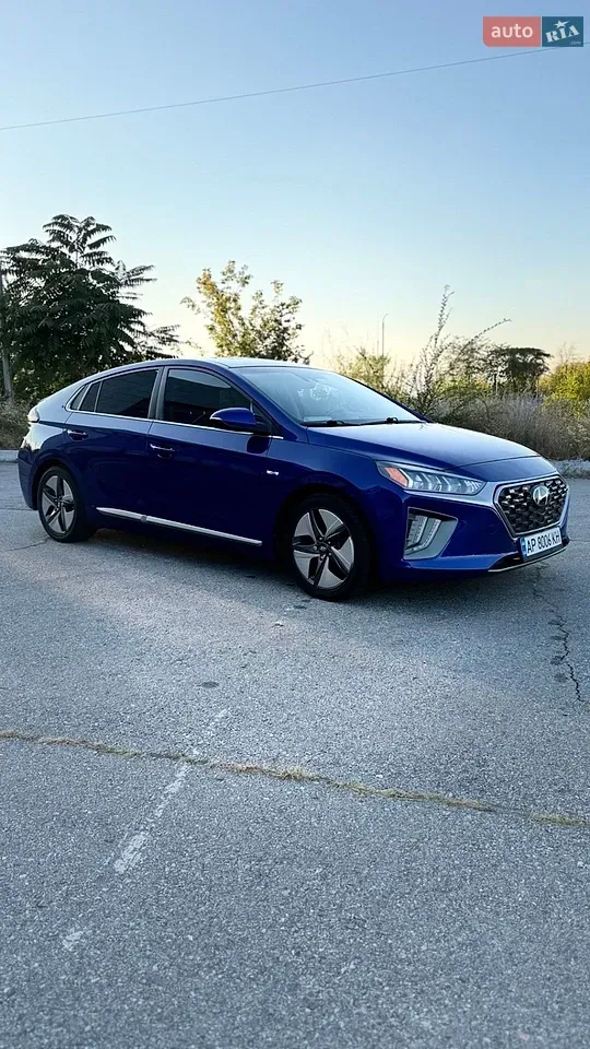 Hyundai Ioniq 2020 photo 2