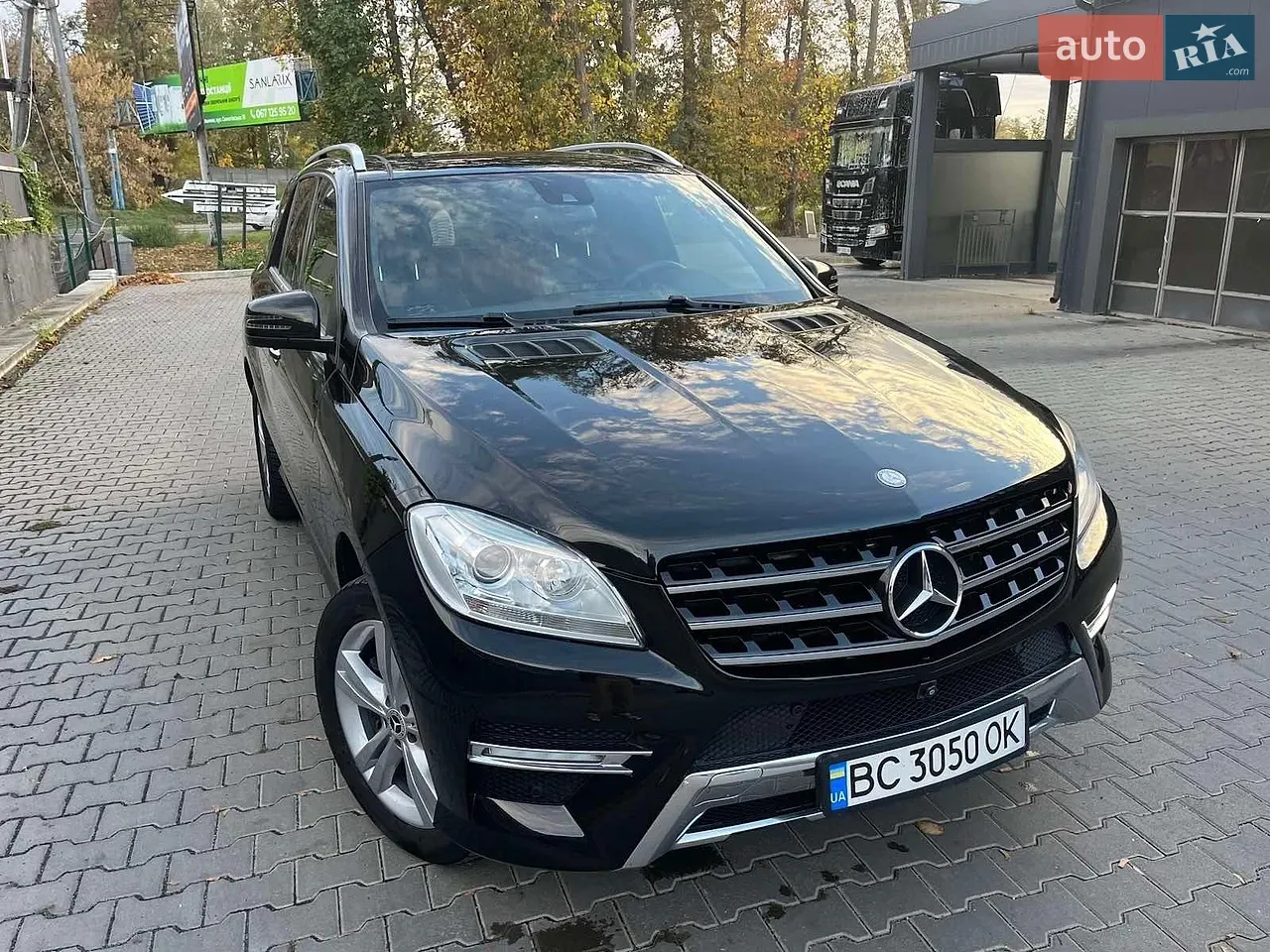 Mercedes-Benz M-Class 2014 photo 2