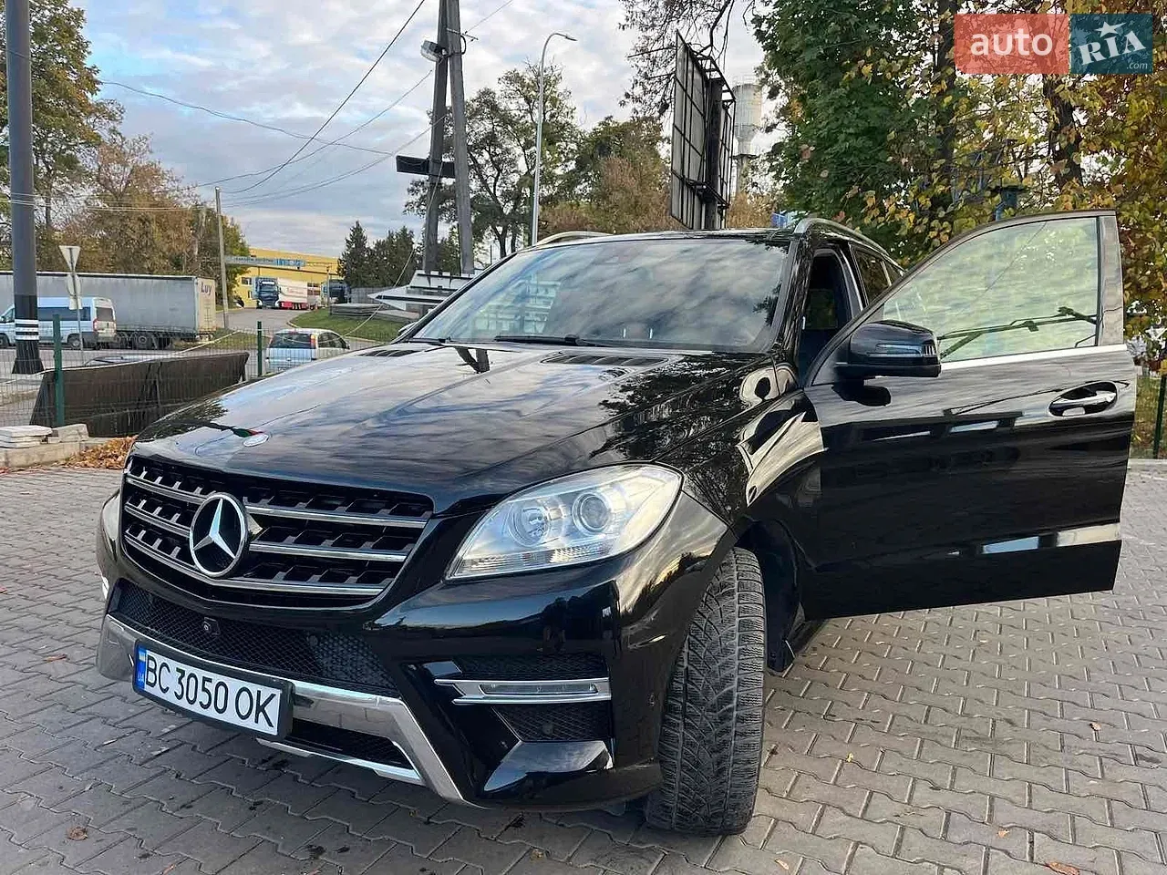 Mercedes-Benz M-Class 2014 photo 3