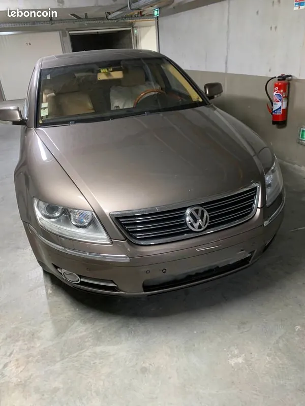 Volkswagen Phaeton 2007 photo 2