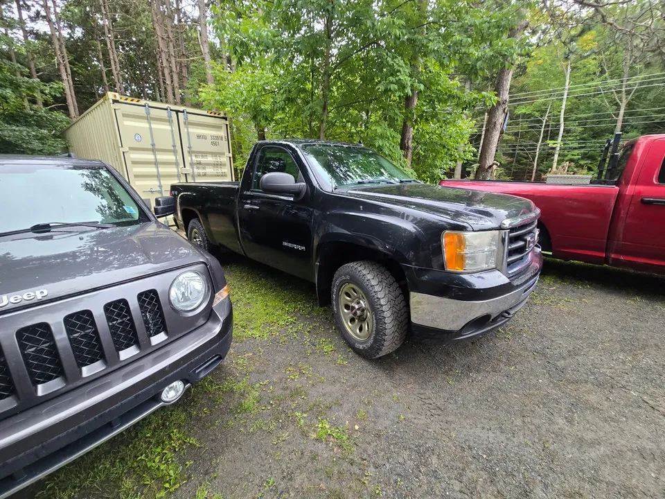 GMC Sierra 2011 photo 5