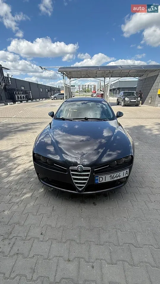 Alfa Romeo 159 2007 photo 2