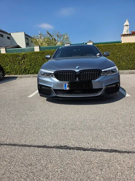 BMW 5 Series 2018 photo 2